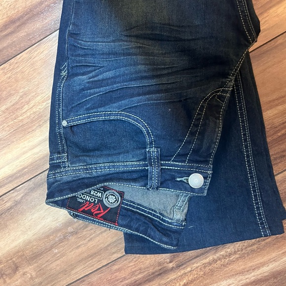 Jeans - Picture 8 of 16